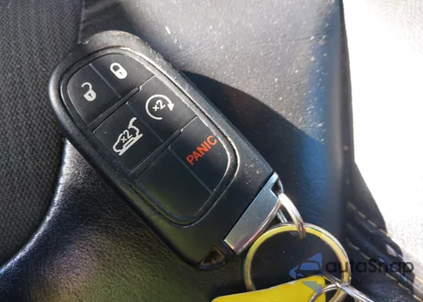 2018 Jeep Cherokee Latitude Plus 4X4 from USA, damaged, VIN 1C4PJMLX6JD576228